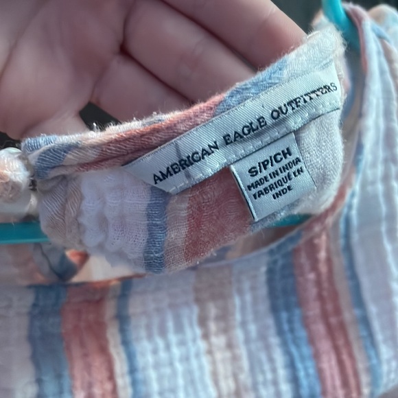 American Eagle Top - Picture 3 of 3